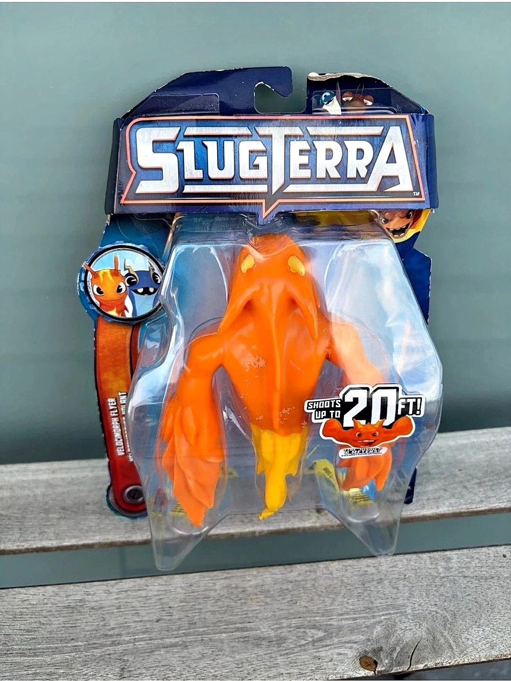 SlugTerra Shootz Up to 20 Feet! Orange Action Figure Playset